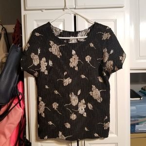 **(BUY 2 + 1 FREE)** Flower pattern top